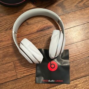 Beats audio wireless